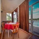 Lejlighed Filipovi - One Bedroom With Terrace And Sea View A3