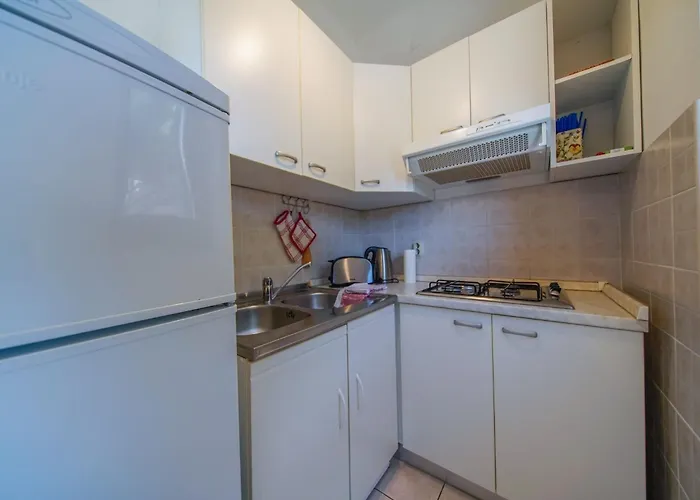 Filipovi - One Bedroom With Terrace And Sea View A3 Sobra